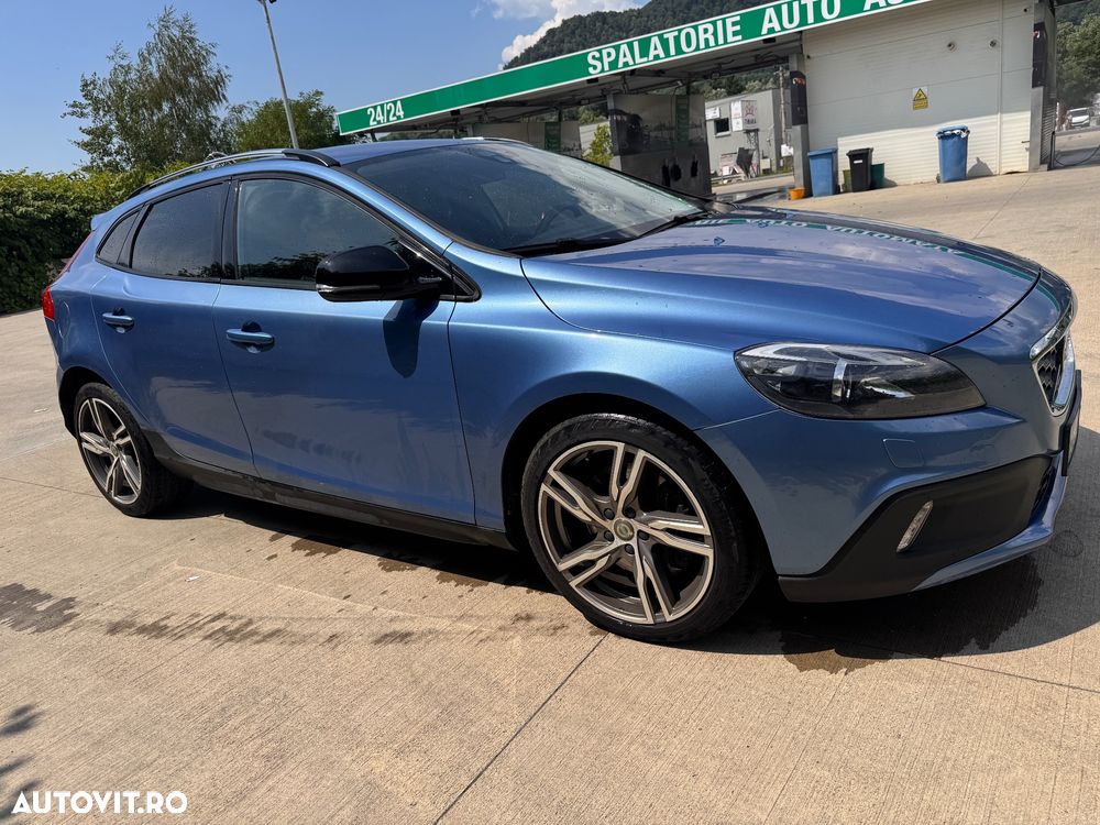 Volvo V40 D3 Aut Momentum - 3