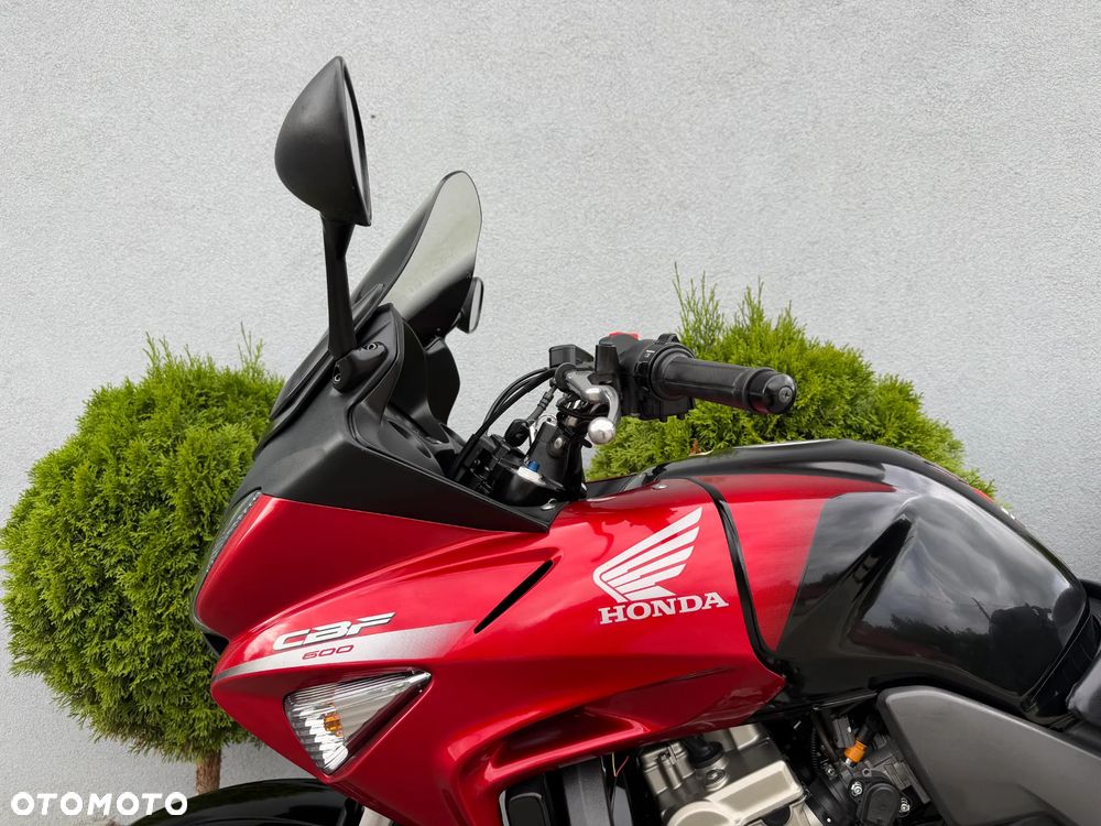 Honda CBF - 36