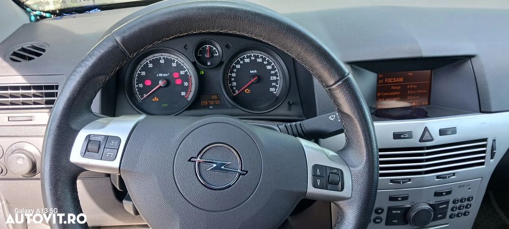 Opel Astra - 8