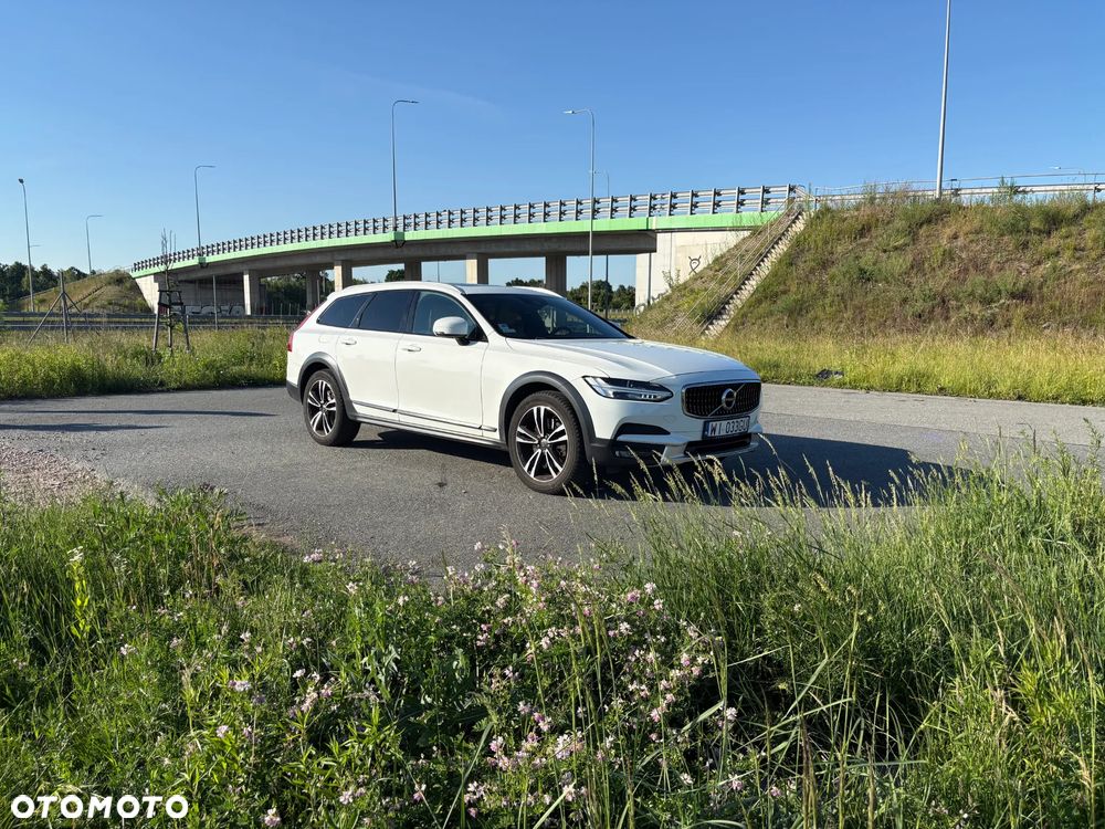 Volvo V90 D5 AWD Inscription - 4