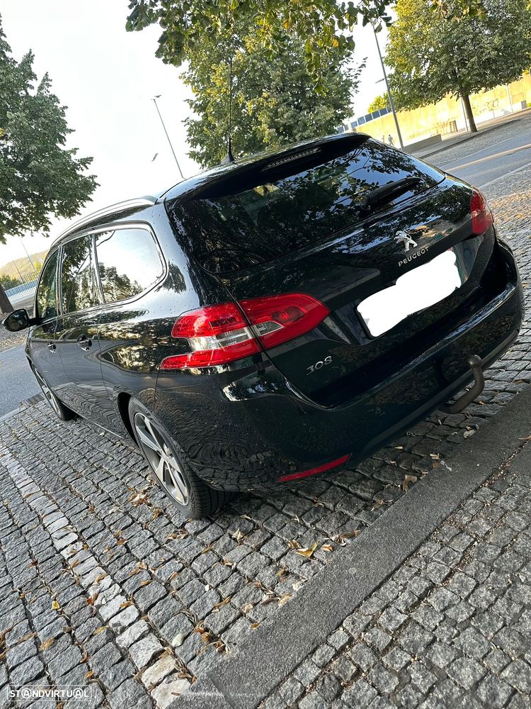 Peugeot 308 - 3