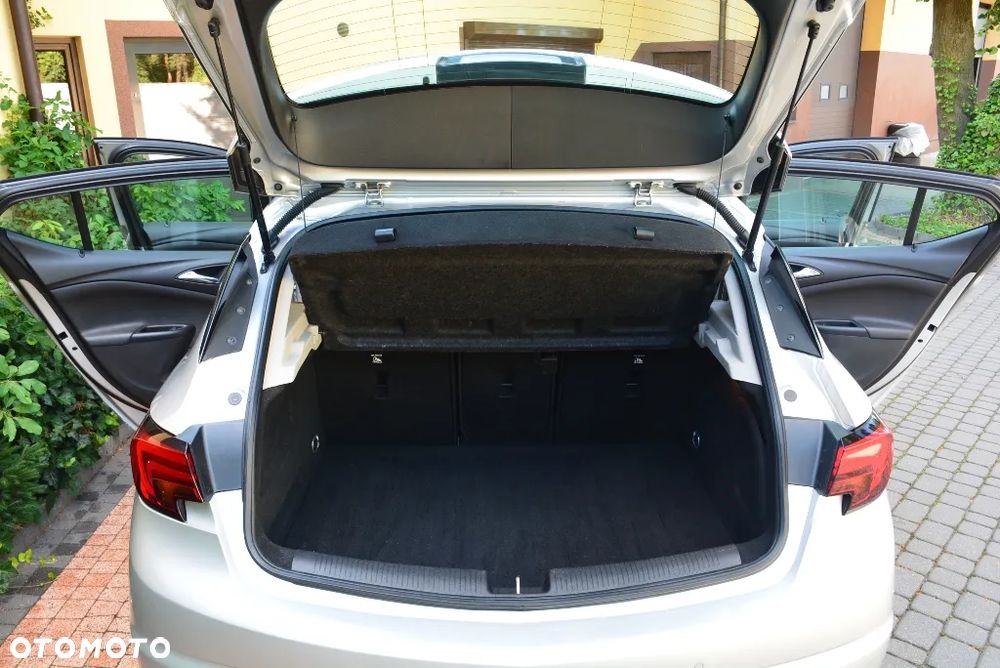 Opel Astra 1.4 T Elite - 13