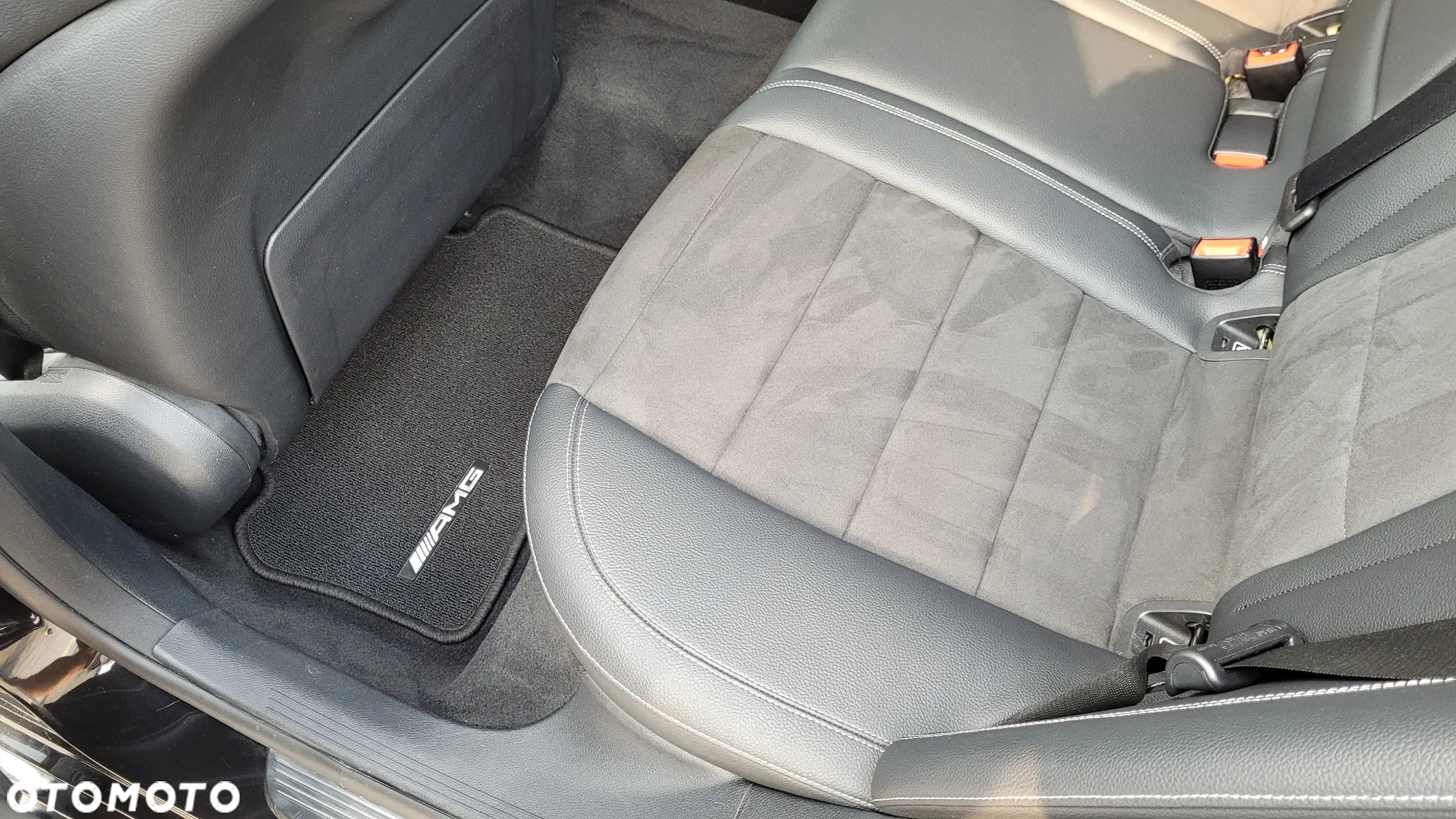 Mercedes-Benz Klasa E 220 d 4-Matic 9G-TRONIC - 16