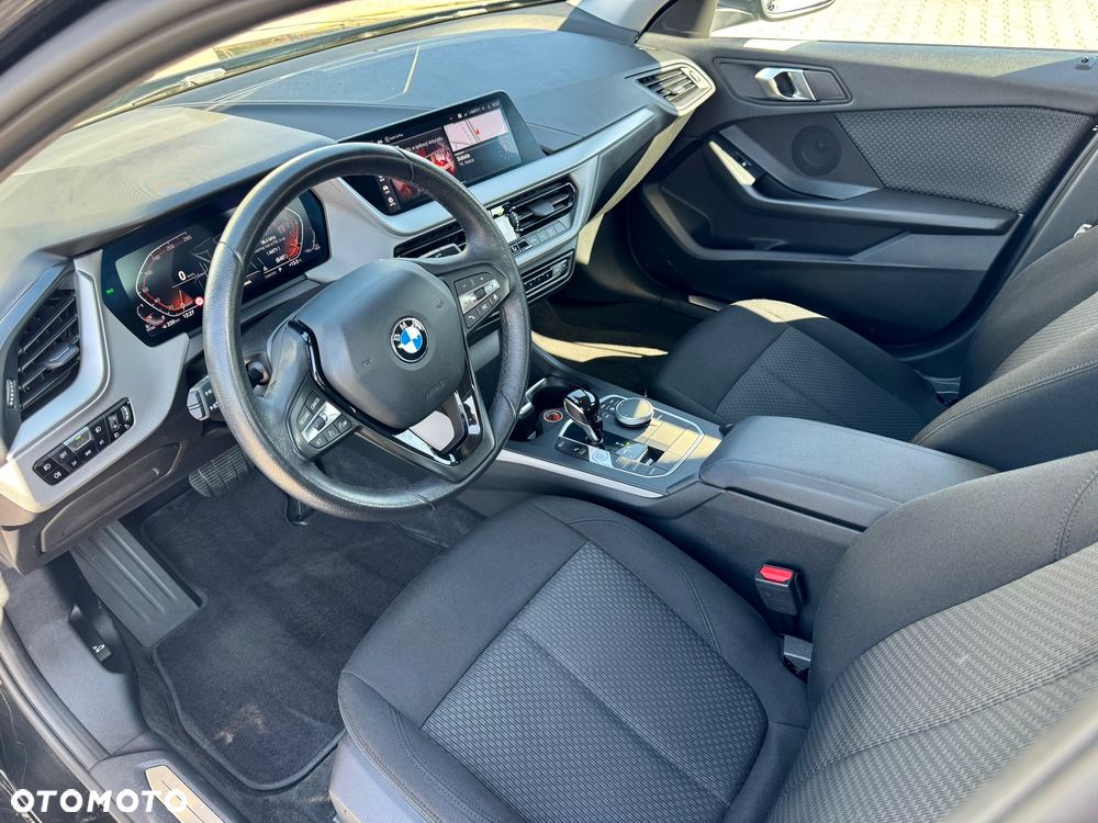 BMW Seria 1 118d Advantage sport - 11