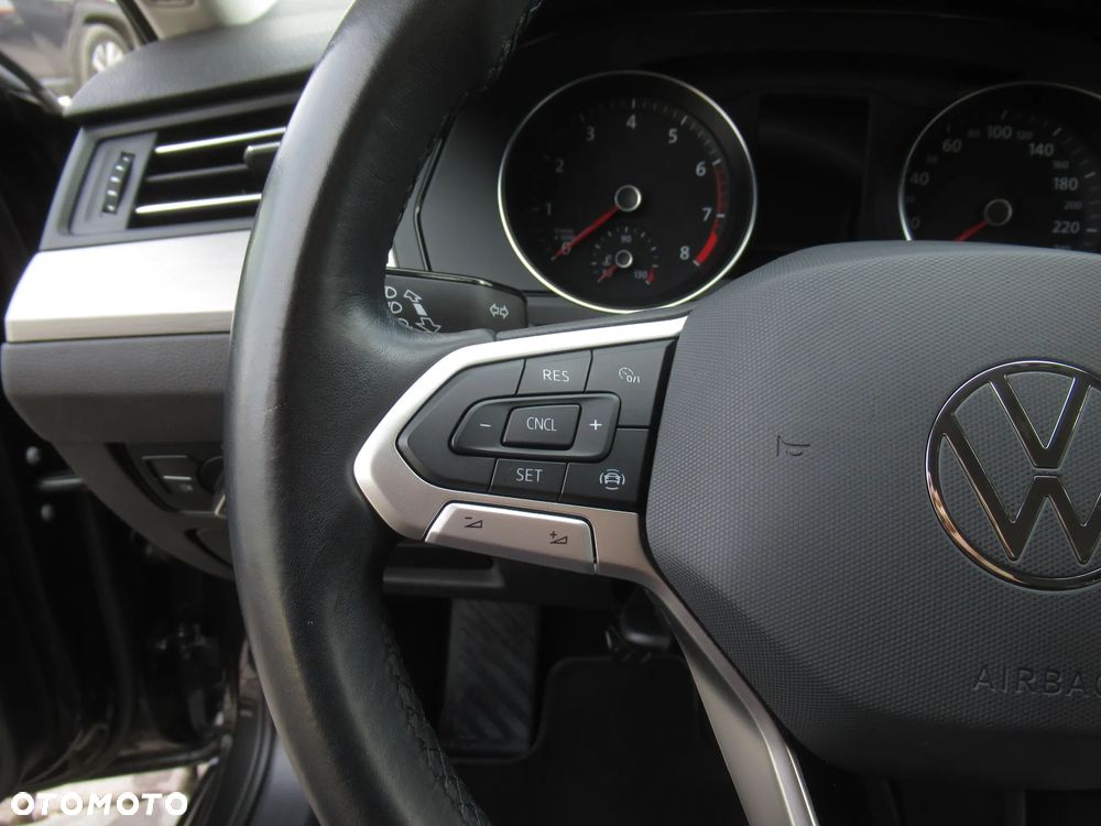 Volkswagen Passat 1.5 TSI EVO Essence - 14