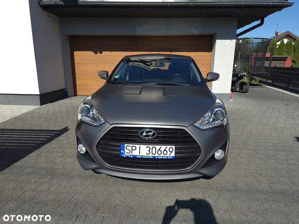 Hyundai Veloster - 9