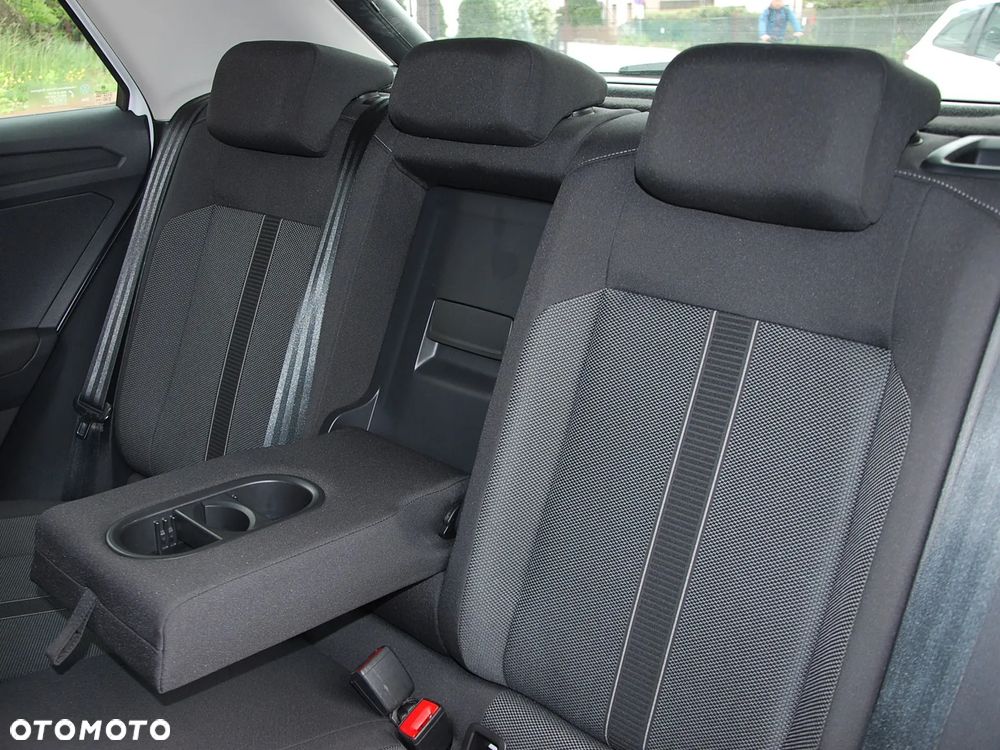 Volkswagen T-Roc 1.5 TSI Life - 17