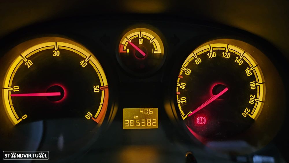 Opel Corsa 1.3 CDTi - 10