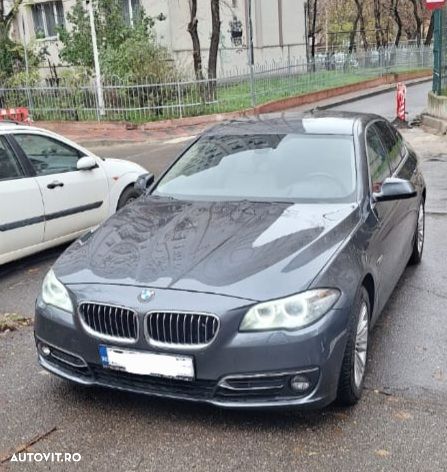 BMW Seria 5 520d xDrive AT - 2