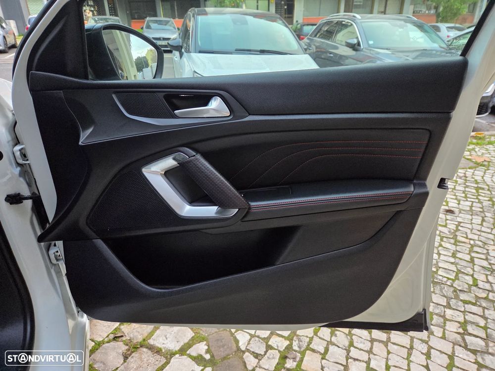 Peugeot 308 PureTech 130 EAT6 Stop & Start GT-Line Edition - 20