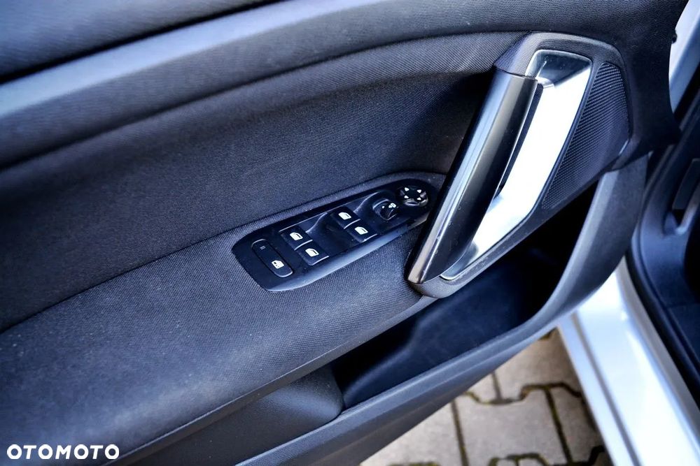 Peugeot 308 1.6 BlueHDi Business Line S&S - 22