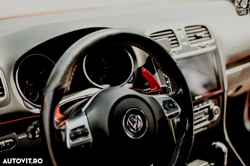 Volkswagen Golf 2.0 TSI GTI DSG - 8