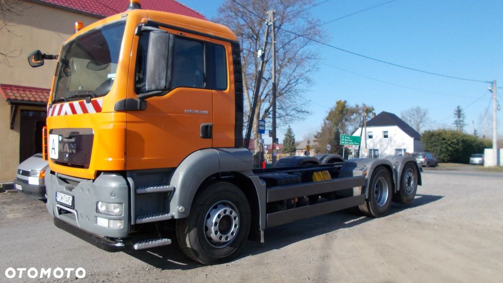 MAN TGS BECZKA ASENIZACJA, KRÓTKI ROZSTAW 410cm, EURO-5, 3-y OSIOWY, OŚ SKRĘTNA, 6x2 - 11