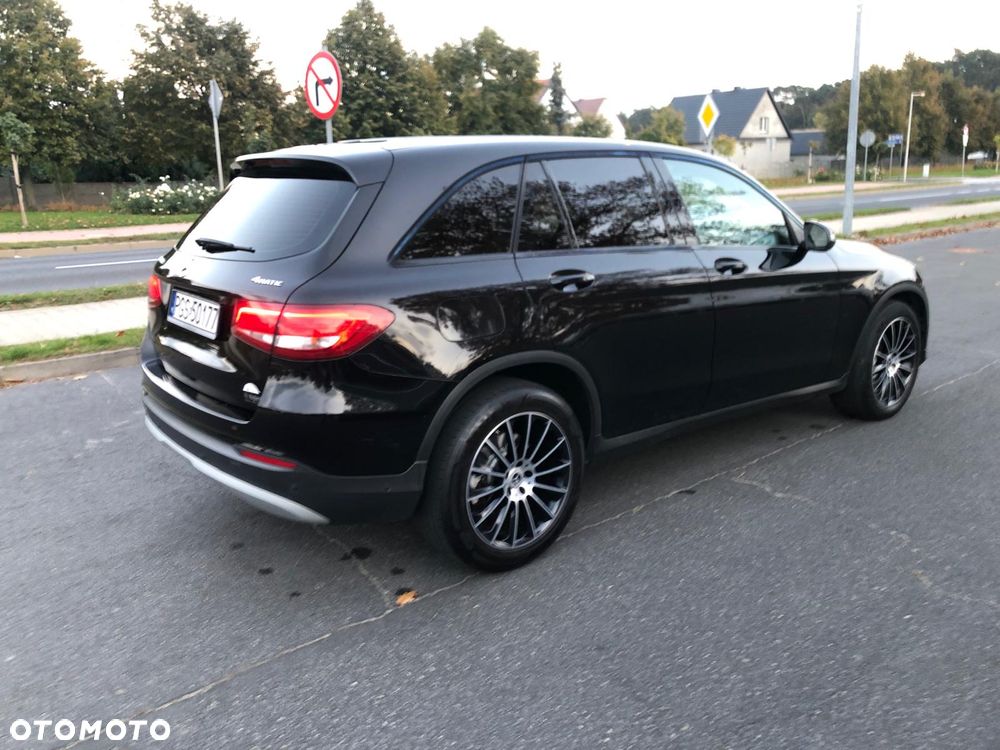 Mercedes-Benz GLC - 11
