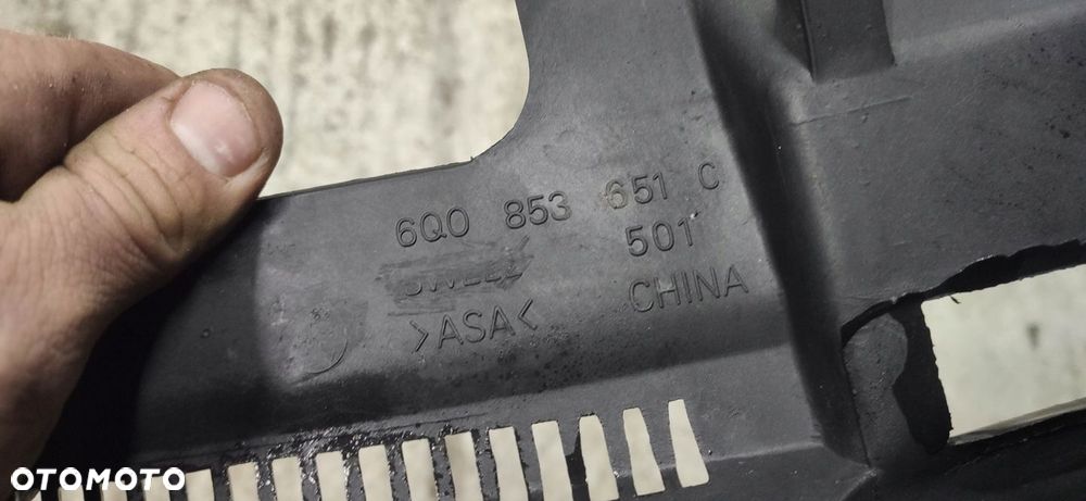 KR GRILL ATRAPA VW POLO IV 9N 01- 6Q0853651 - 6