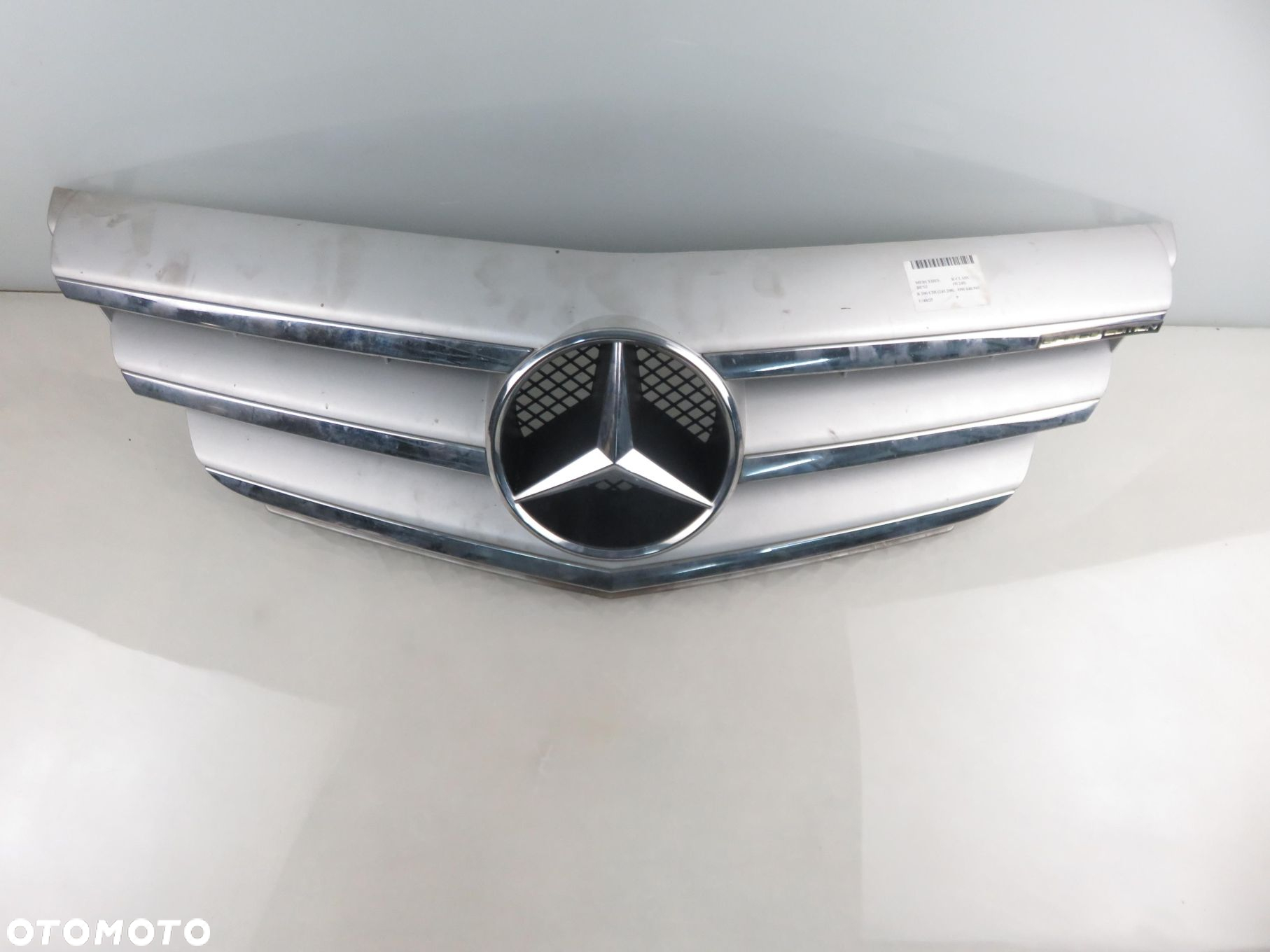 ATRAPA GRILL MERCEDES W245 - 5