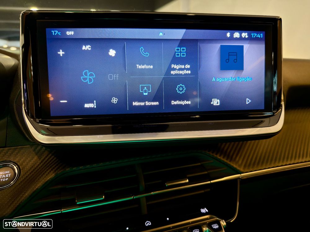 Peugeot e-2008 Allure - 33