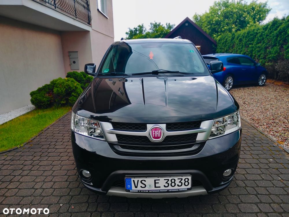 Fiat Freemont 2.0 Multijet Black Code AWD - 3