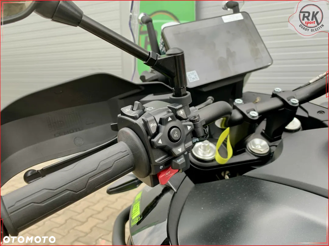 CFMoto MT - 7