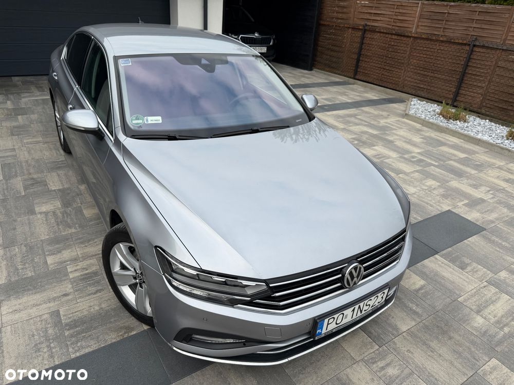 Volkswagen Passat 1.5 TSI EVO Elegance - 16