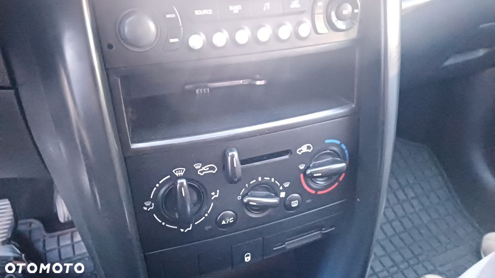 Peugeot 207 95 VTi Sport - 12