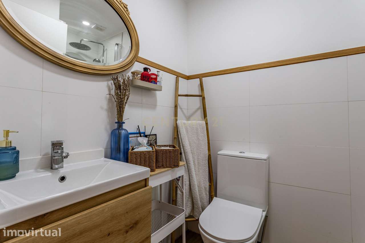 Apartamento T3 Totalmente Remodelado em Queluz - Grande imagem: 5/21