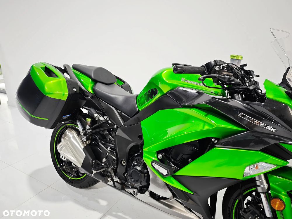 Kawasaki Ninja 1000 SX - 9
