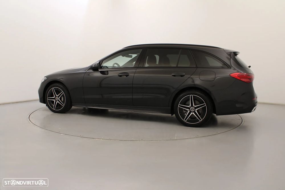 Mercedes-Benz C 300 de AMG Line - 11