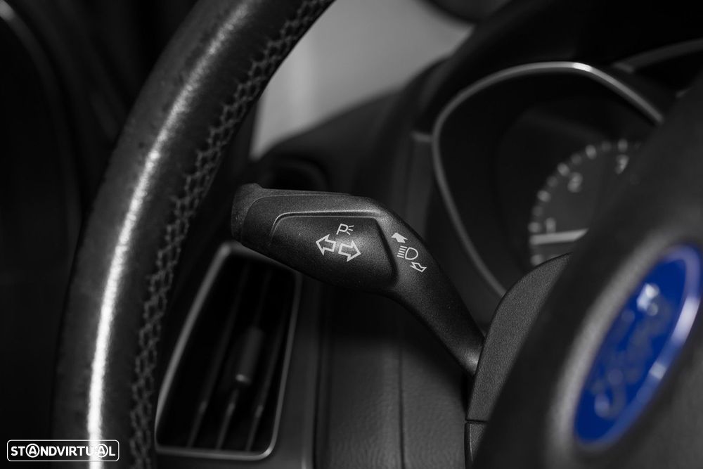 Ford Focus SW 1.5 TDCi Titanium - 15