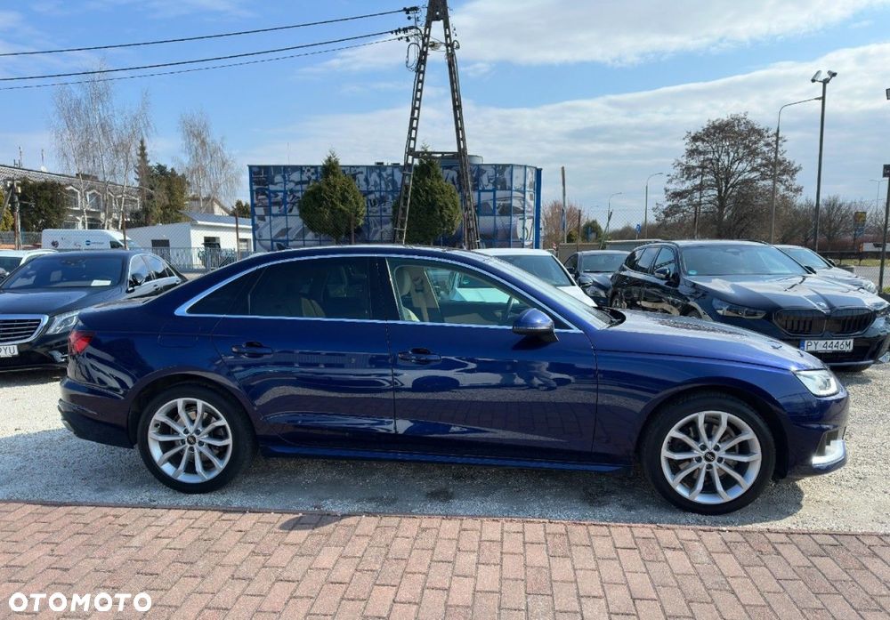 Audi A4 Limousine - 4