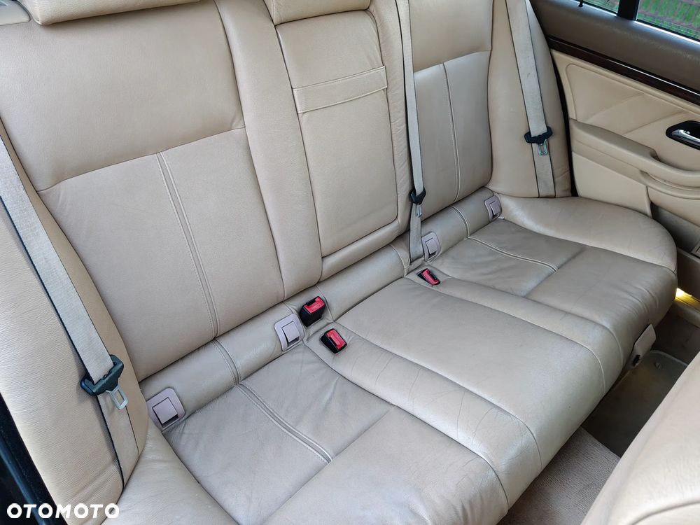BMW Seria 5 - 10
