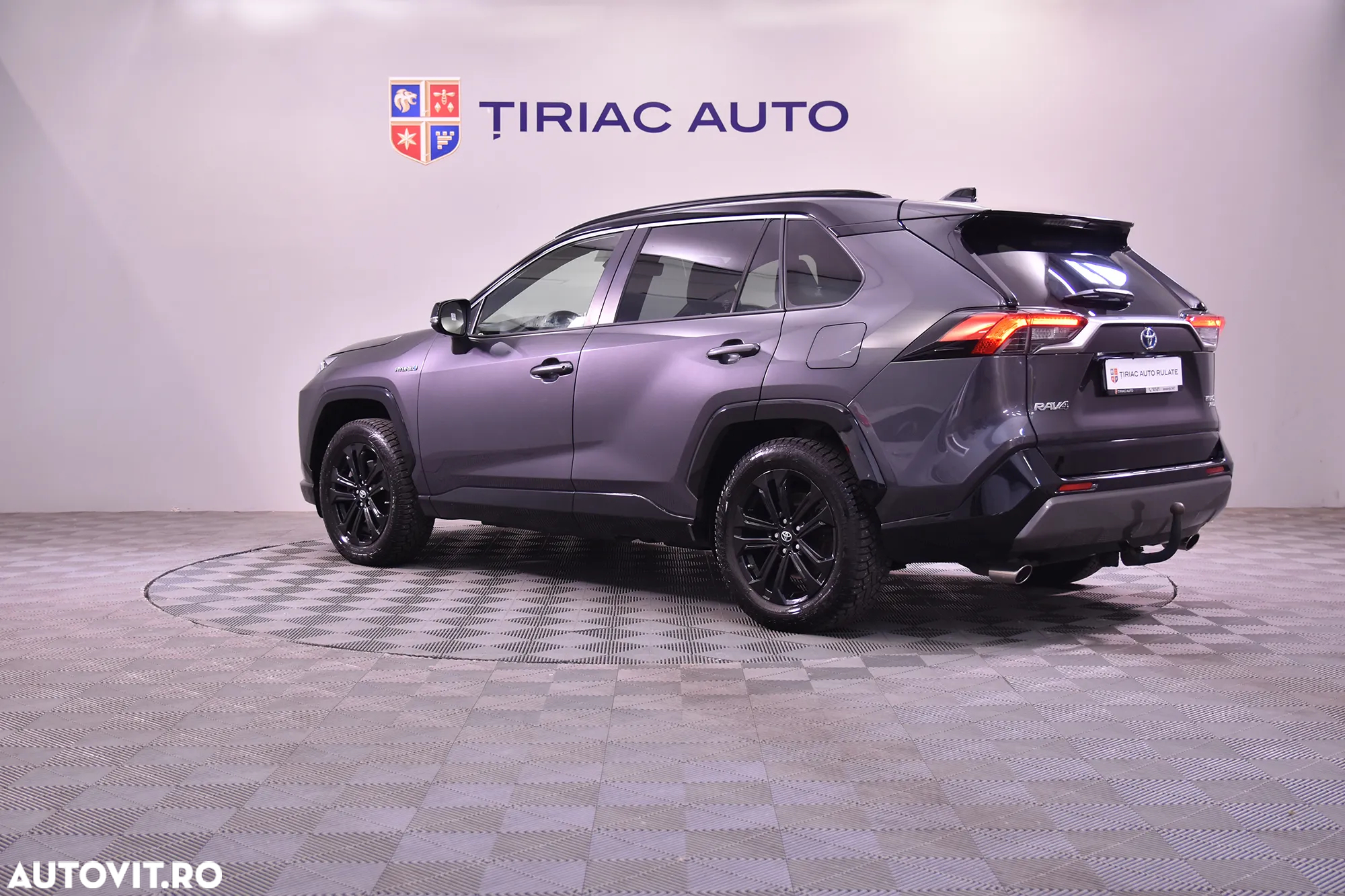 Toyota RAV4 - 3