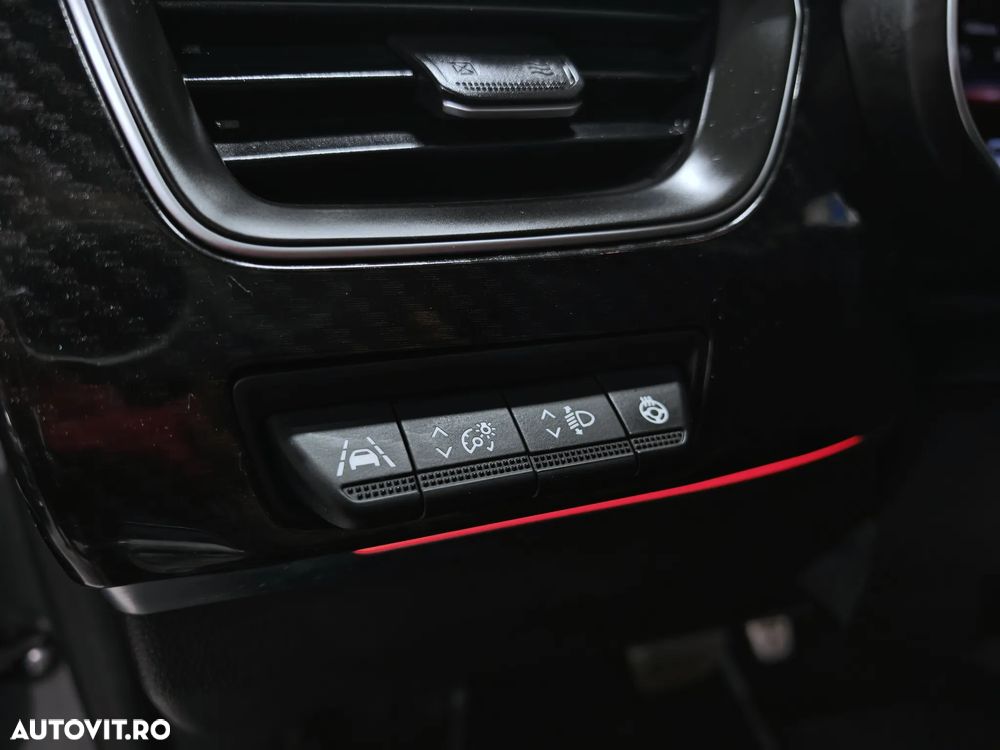 Renault Arkana E-TECH RS Line - 30