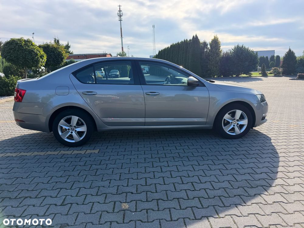 Skoda Octavia 1.5 TSI GPF ACT Ambition - 4