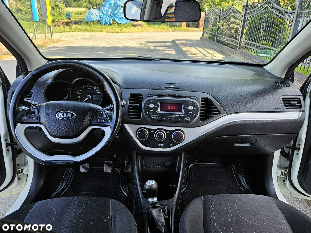 Kia Picanto - 12