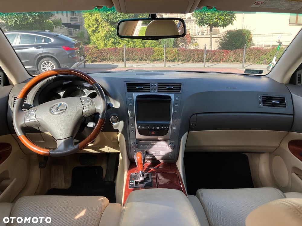 Lexus GS 450h Prestige - 16