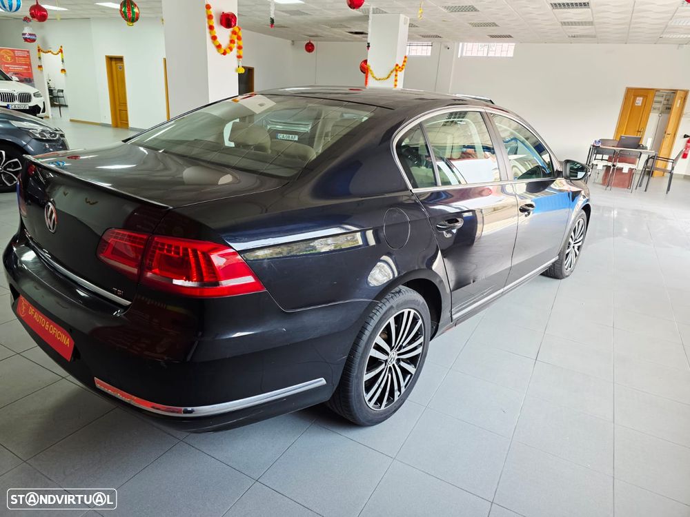 VW Passat 1.4 GNV Trendline - 12