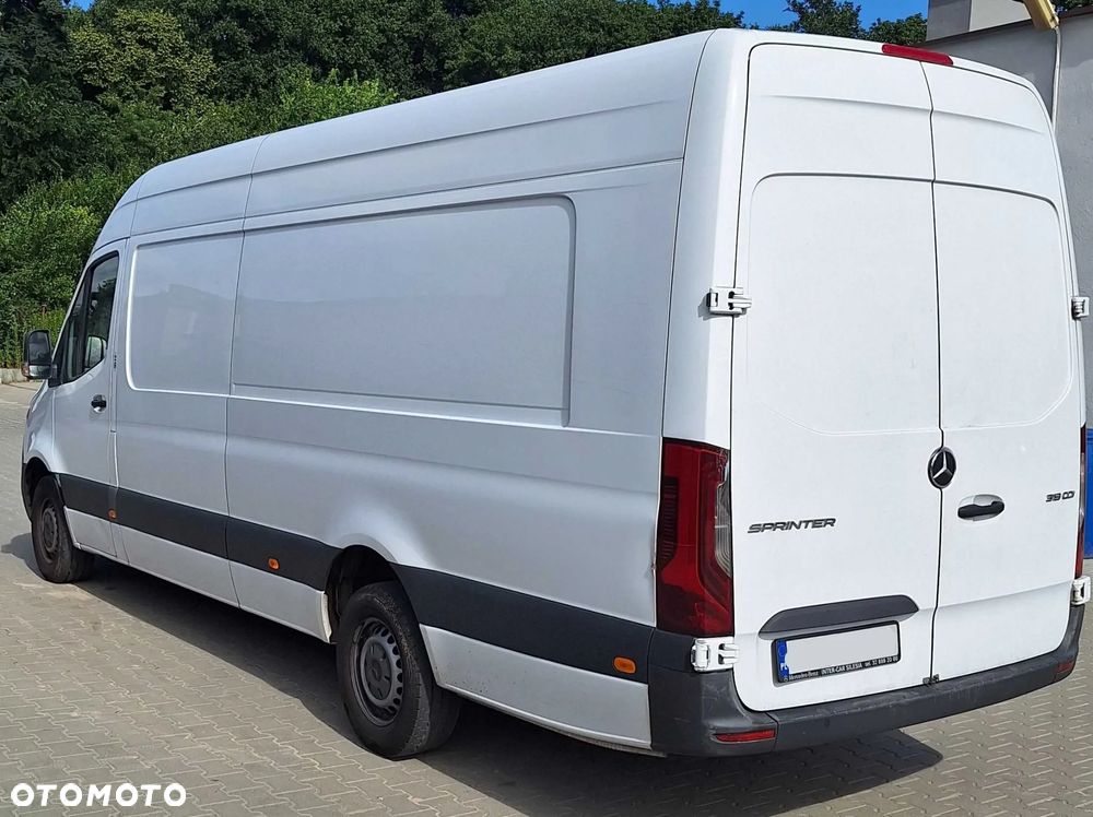Mercedes-Benz Sprinter - 7