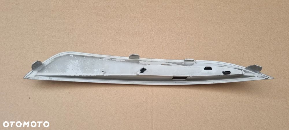 Ford Kuga MK1 2008- Listwa pod lampę lewa oryginał - 3