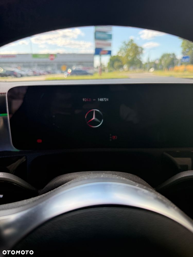 Mercedes-Benz CLA 220 AMG Line 7G-DCT - 11