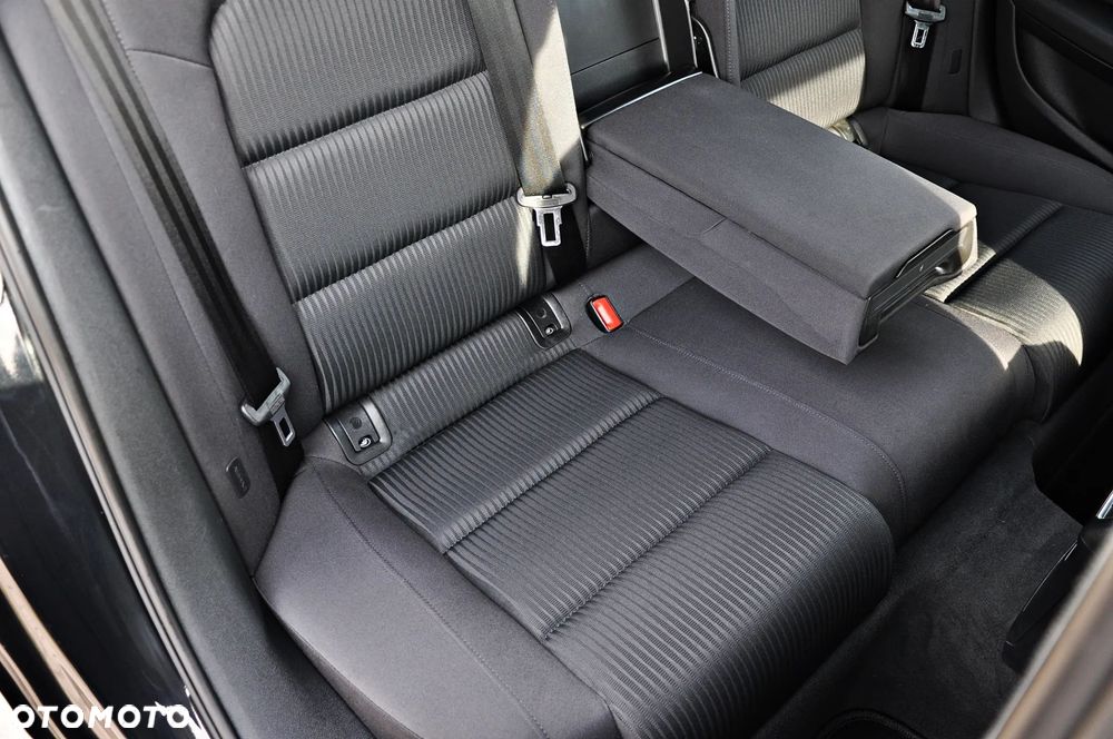 Audi A4 Avant 2.0 TDI ultra - 18