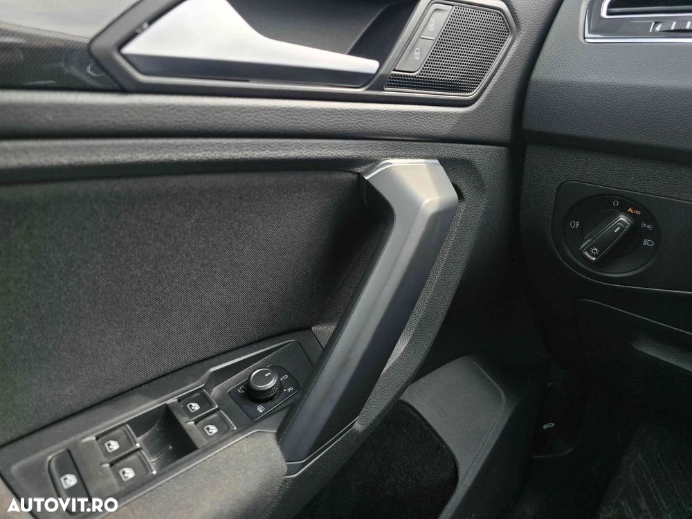 Volkswagen Tiguan - 15