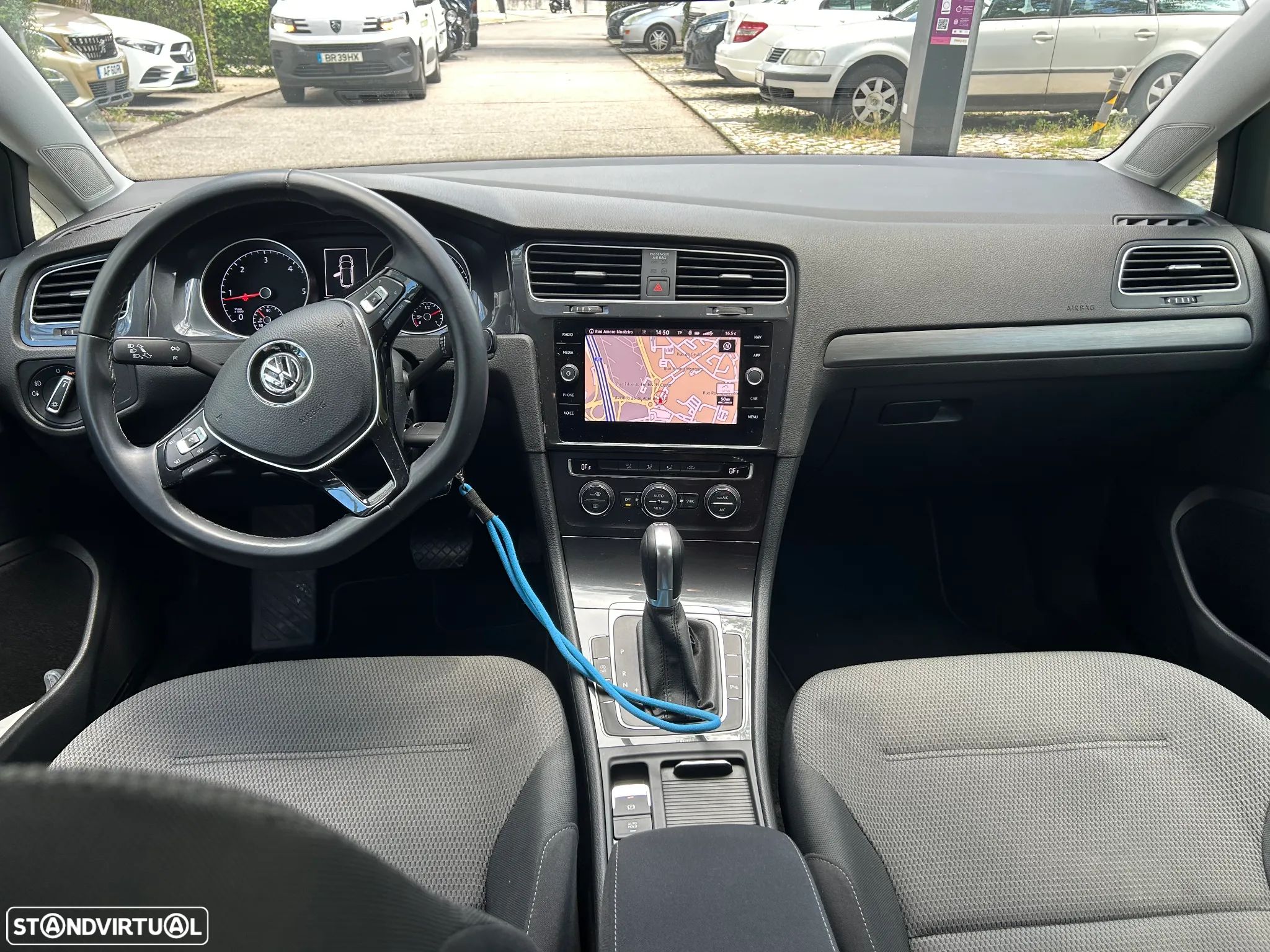 VW Golf Variant 1.6 TDi Confortline DSG - 10