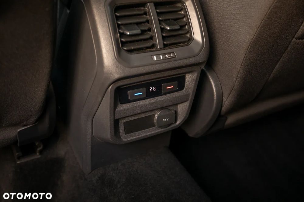 Volkswagen Tiguan Allspace - 32