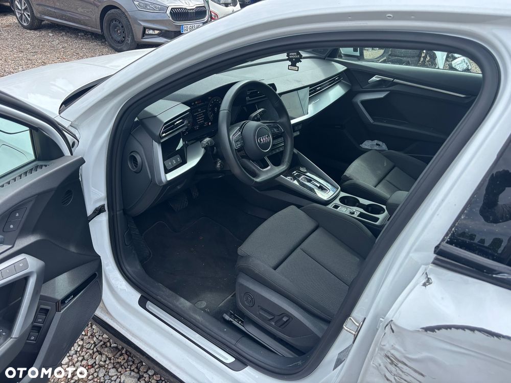 Audi A3 Sportback 40 TFSIe S tronic - 8