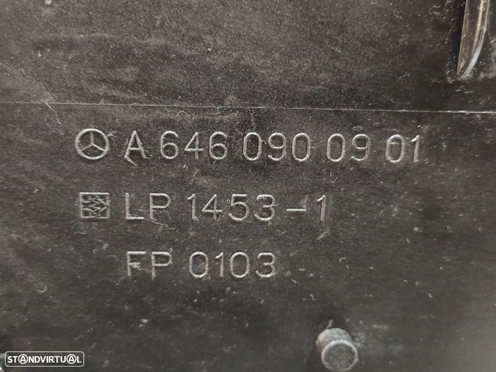 Caixa de filtro de ar Mercedes com medidor de massa de ar Bosch Mercedes CLK W209 220 CDI - 2