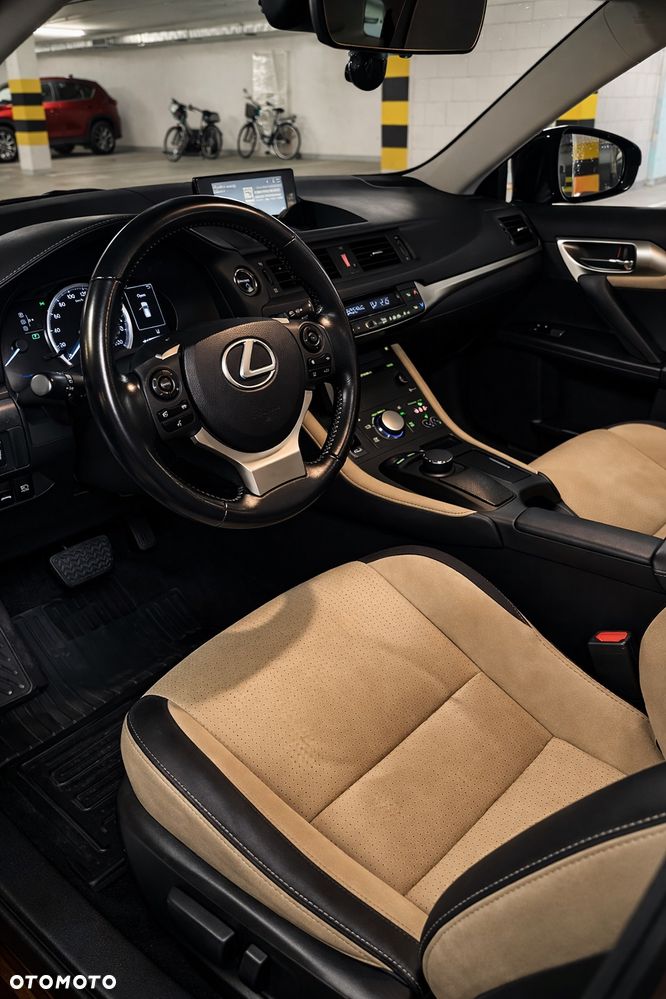 Lexus CT 200h Elegance EU6 - 15