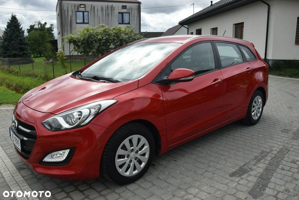 Hyundai i30 blue 1.4 Trend - 14