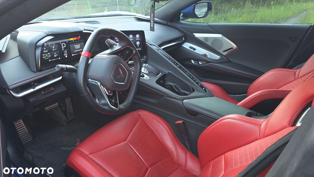 Chevrolet Corvette - 8