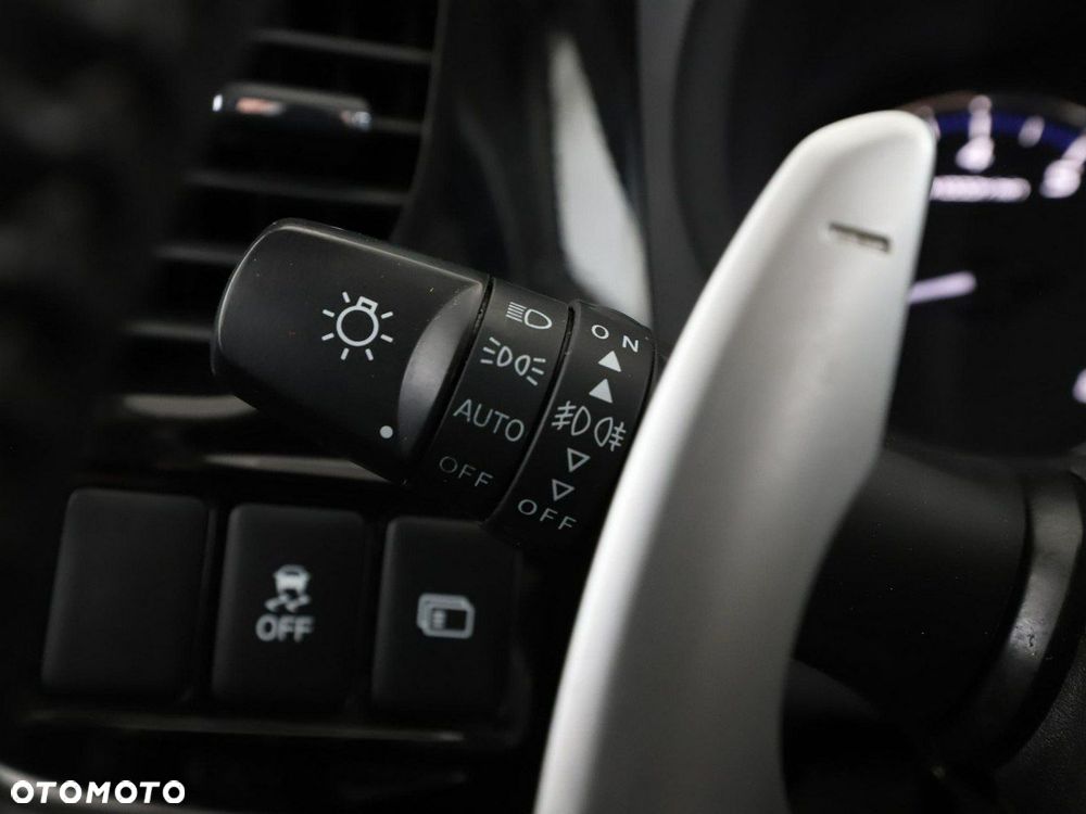Mitsubishi Outlander 2.0 2WD CVT Diamant+ - 32